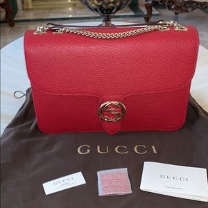HELD ONCE!Authentic Gucci Red Calfskin Chain Bag